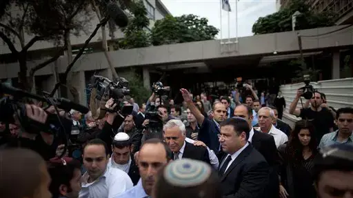 הנשיא לשעבר משה קצב בהכרעת הדין, דצמבר 2010