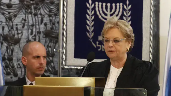 נשיאת בית המשפט העליון, דורית ביניש, בטקס השבעת שופטים במשכן הנשיא, דצמבר 2010