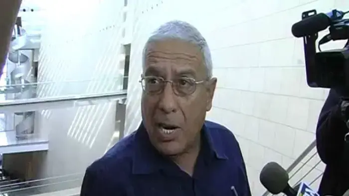 דני רוזן תובע את ישי: הפיצוי יועבר למשטרה