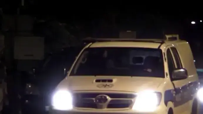 תינוקת טבעה למוות בסירת גומי בחצר