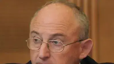 חבר הכנסת הפרופסור אריה אלדד בועדה לביקורת המדינה, ינואר 2011