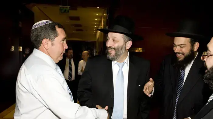 חתונת ביתו של הרב יונה מצגר