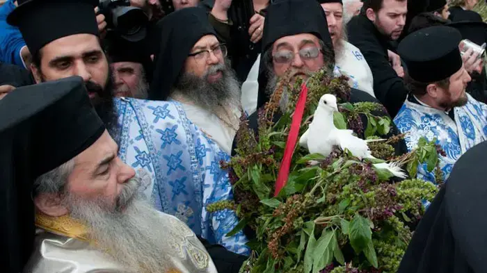חגיגת חג ההתגלות, טבילת נוצרים בירדן, בקאסר אל יהוד, ינואר 2011