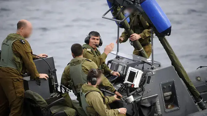 הרמטכ"ל, גבי אשכנזי, בביקור פרידה מחיל האוויר, ינואר 2011