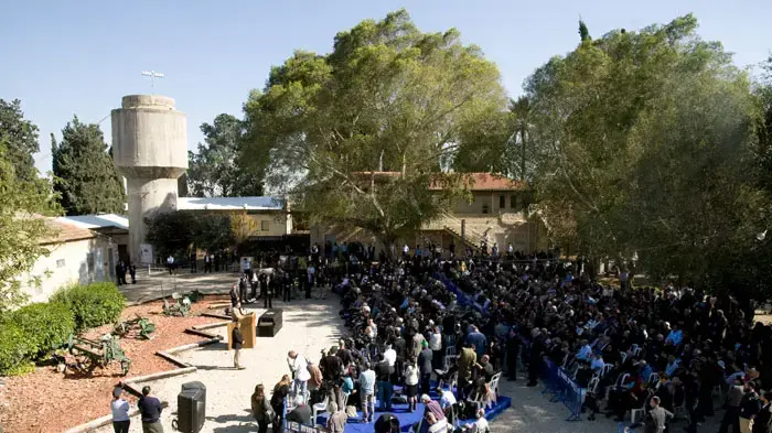 טקס ההלוויה של סוניה פרס בבית העלמין בבן שמן, ינואר 2011