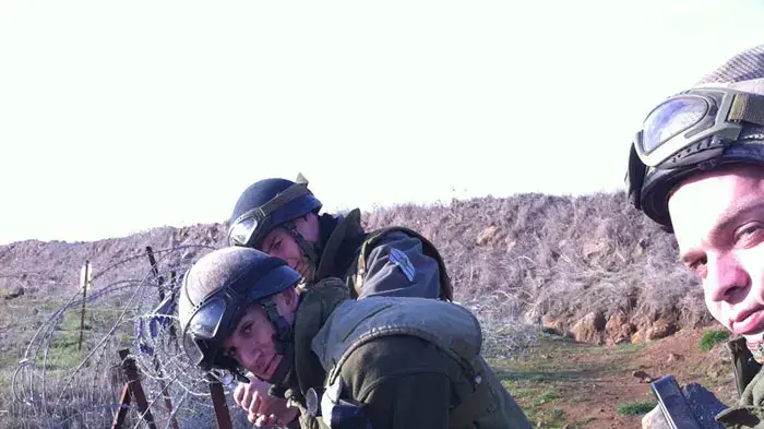 פינוי שדה מוקשים ב"עין מוקש" בצפון רמת הגולן, ינואר 2011