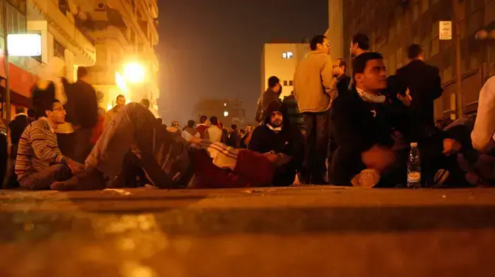כוחות הביטחון מפזרים הפגנות אופוזיציה בקהיר              