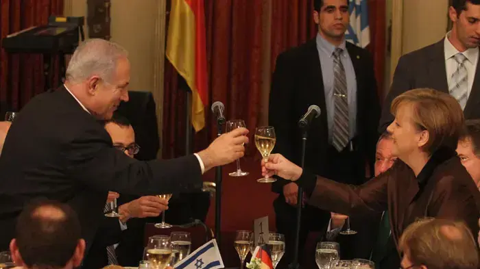 ארוחת ערב חגיגית עם ראש הממשלה בנימין נתניהו וקאנצלרית גרמניה אנגלה מרקל, ינואר 2011 ארוחת ערב חגיגית עם ראש הממשלה בנימין נתניהו וקאנצלרית גרמניה אנגלה מרקל, ינואר 2011