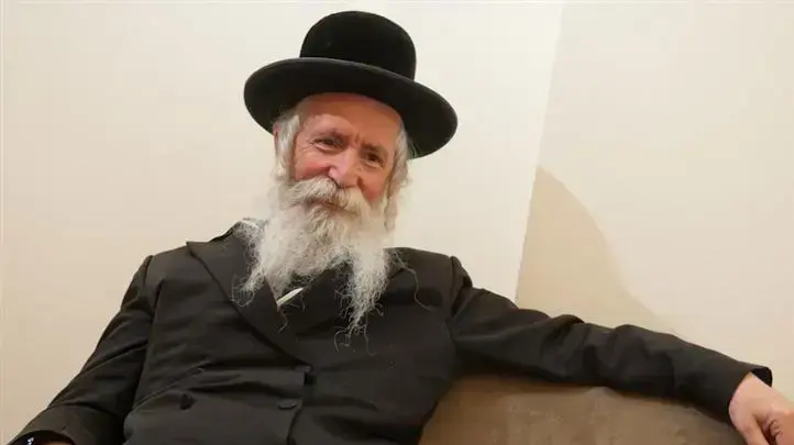 הרב יצחק דוד גרוסמן, רב מגדל העמק, ינואר 2011          