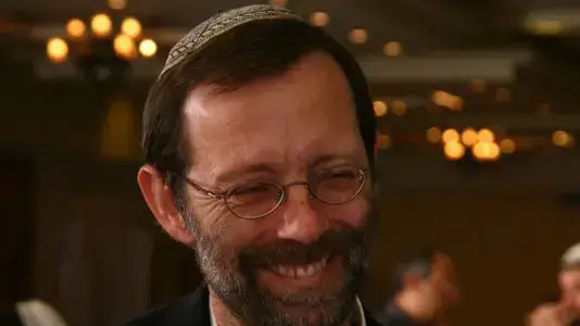 משה פייגלין בחתונה של בנים של בכירים בחטיבת "מנהיגות יהודית" של משה פייגלין בליכוד, ינואר 2011