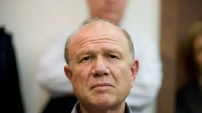 נחמיה שטרסלר באזכרתו של דב יודקובסקי