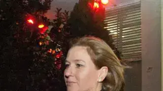 ציפי לבני בחגיגית בר המצווה של בנו של אלי ישי, ינואר 2011