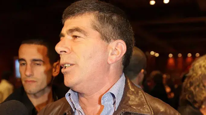 גבי אשכנזי במסיבתו של מנחם הורוביץ שחגג את מעברו לתל אביב מקריית שמונה, פברואר 2011