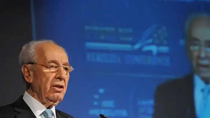 נשיא המדינה שמעון פרס בפתיחת כנס הרצליה, פברואר 2011