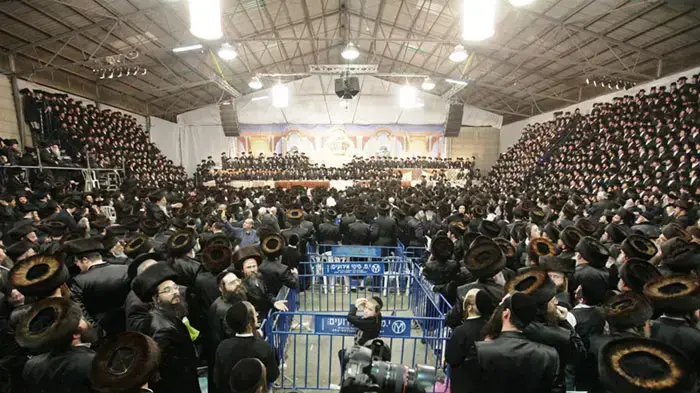 חתונת נכדתו של האדמו"ר מוישניץ בבני ברק, פברואר 2011