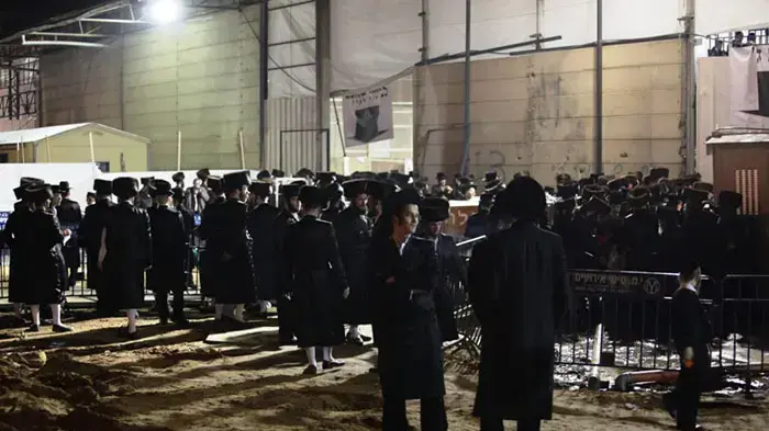 חתונת נכדתו של האדמו"ר מוישניץ בבני ברק, פברואר 2011