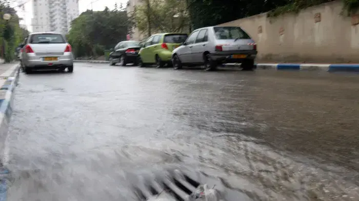 מזג אוויר חורפי וסוער בתל אביב, פברואר 2011
