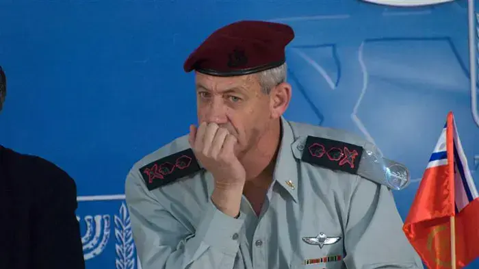 הרמטכ"ל הנכנס בני גנץ בטקס קבלת דרגת רב אלוף, פברואר 2011