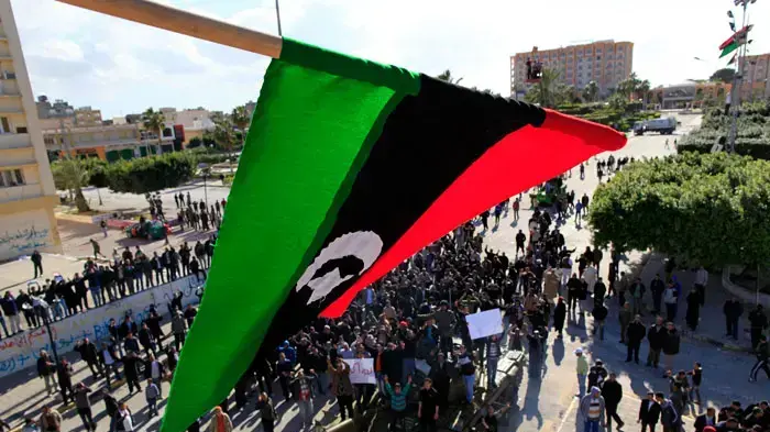 מורדים וכוחות צבא עריקים בעיר זאוויה בלוב, 1 במרץ 2011 מורדים וכוחות צבא עריקים בעיר זאוויה בלוב, 1 במרץ 2011