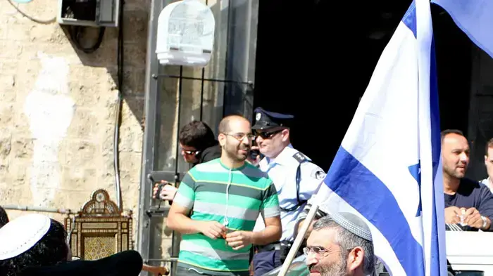 כ"ח מיכאל בן ארי במהלך הפגנה וצעדה של פעילי ימין בשכונת עג'מי שביפו, מרץ 2011
