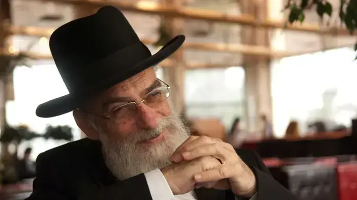 הרב יעקב רוז'ה, נציג הרבנות הראשית במכון הלאומי לרפואה משפטית הרב יעקב רוז'ה, נציג הרבנות הראשית במכון הלאומי לרפואה משפטית