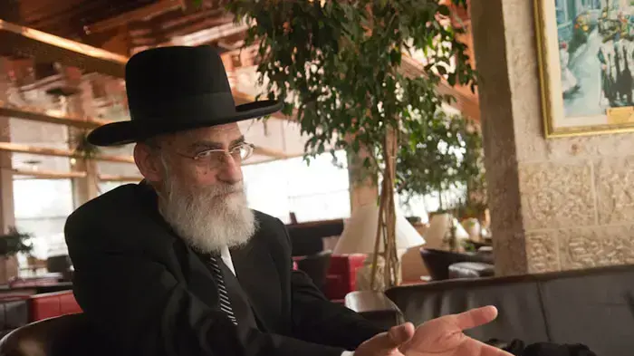הרב יעקב רוז'ה, נציג הרבנות הראשית במכון הלאומי לרפואה משפטית הרב יעקב רוז'ה, נציג הרבנות הראשית במכון הלאומי לרפואה משפטית