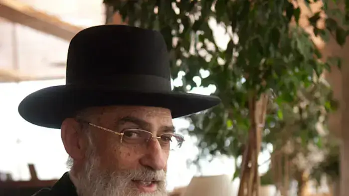 הרב יעקב רוז'ה, נציג הרבנות הראשית במכון הלאומי לרפואה משפטית הרב יעקב רוז'ה, נציג הרבנות הראשית במכון הלאומי לרפואה משפטית