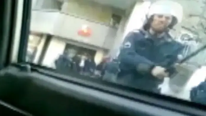 דיווחים: מאות הפגינו נגד השלטון בטהרן דיווחים: מאות הפגינו נגד השלטון בטהרן