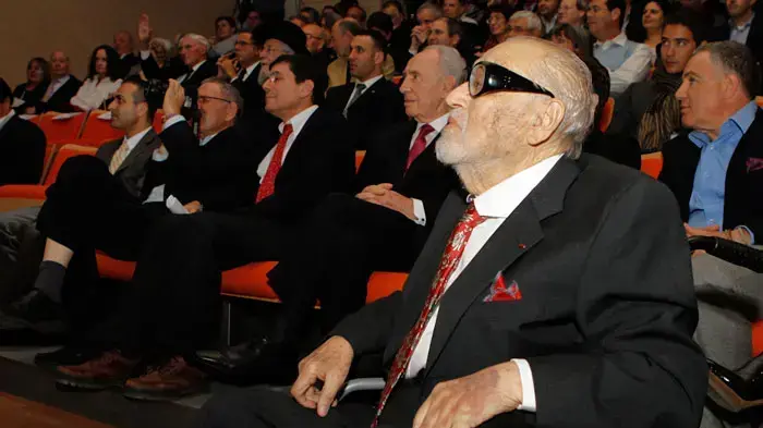 סמי עופר בערב פתיחה של בניין הלב, בית חולים חירום באיכילוב, מרץ 2011