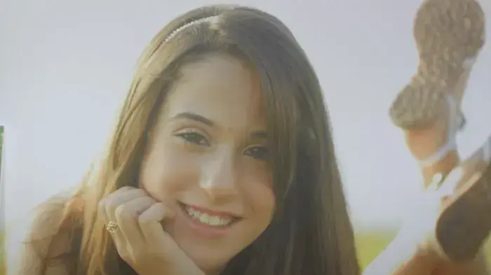 תנועת הצופים יחד עם אור ירוק נרתמים למאבקה של יעל גרינשפן בהחמרת הענישה לנהגים דורסים, בעקבות דריסת אחותה שחר גרינשפן, מרץ 2011 תנועת הצופים יחד עם אור ירוק נרתמים למאבקה של יעל גרינשפן בהחמרת הענישה לנהגים דורסים, בעקבות דריסת אחותה שחר גרינשפן, מרץ 2011