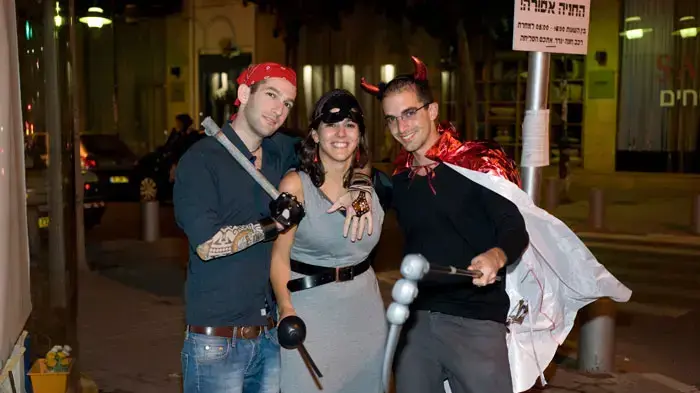 חגיגות פורים ברחבי תל אביב, מרץ 2011