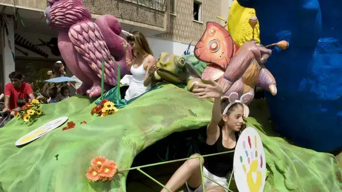תהלוכת העדלאידע בחולון, פורים, מרץ 2011 תהלוכת העדלאידע בחולון, פורים, מרץ 2011