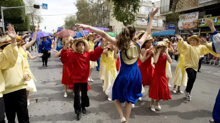 תהלוכת העדלאידע בחולון, פורים, מרץ 2011 תהלוכת העדלאידע בחולון, פורים, מרץ 2011