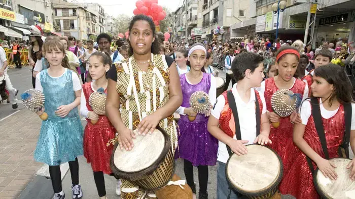 תהלוכת העדלאידע בחולון, פורים, מרץ 2011 תהלוכת העדלאידע בחולון, פורים, מרץ 2011