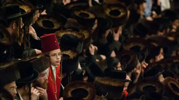 משתה פורים חגיגי בחסידות בעלז בירושלים, מרץ 2011