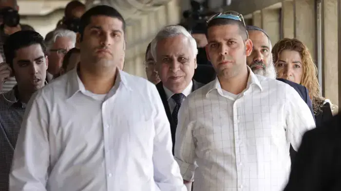 נשיא המדינה לשעבר משה קצב מגיע לבית המשפט להקראת גזר דינו, מרץ 2011