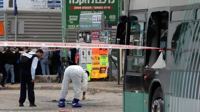 זירת פיגוע ברחוב שז"ר, ליד בנייני האומה בירושלים, 23 במרץ 2011 זירת פיגוע ברחוב שז"ר, ליד בנייני האומה בירושלים, 23 במרץ 2011