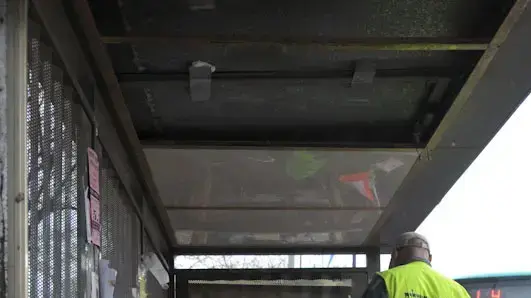 זירת הפיגוע ברחוב שז"ר, ליד בנייני האומה בירושלים בבוקר שאחרי הפיגוע, מרץ 2011
