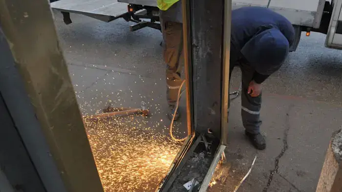זירת הפיגוע ברחוב שז"ר, ליד בנייני האומה בירושלים בבוקר שאחרי הפיגוע, מרץ 2011