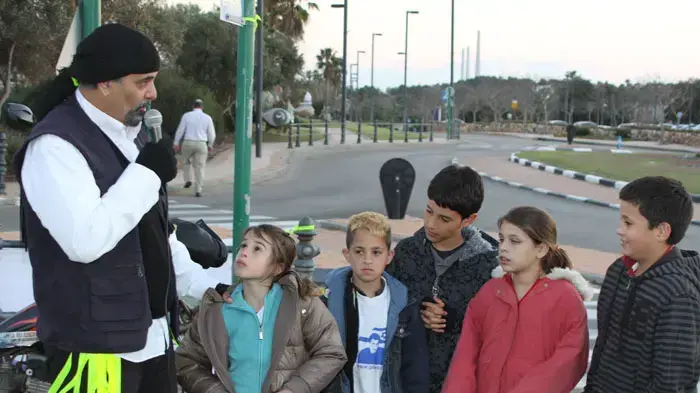 קבלת שבת מול בית נתניהו