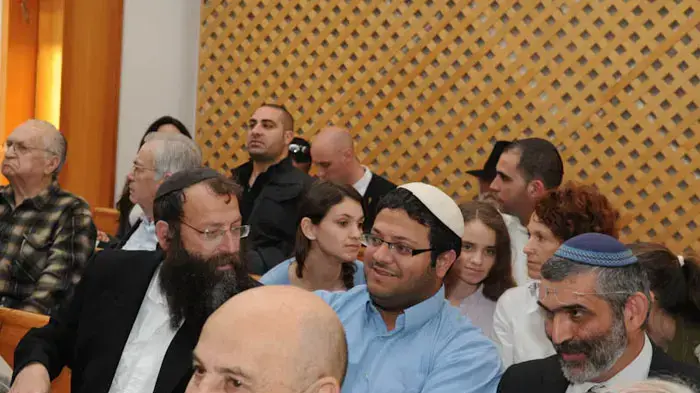 פעיל הימין איתמר בן גביר וחברי הכנסת ברוך מרזל ומיכאל בן ארי מהאיחוד הלאומי בדיון בבג"צ של חברת הכנסת חנין זועבי על שלילת זכויותיה כחברת כנסת, מרץ 2011 פעיל הימין איתמר בן גביר וחברי הכנסת ברוך מרזל ומיכאל בן ארי מהאיחוד הלאומי בדיון בבג"צ של חברת הכנסת חנין זועבי על שלילת זכויותיה כחברת כנסת, מרץ 2011
