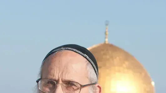 הרב שלמה אבינר, רבה של שכונה א' בהתנחלות בית אל, וראש ישיבת עטרת ירושלים בירושלים הרב שלמה אבינר, רבה של שכונה א' בהתנחלות בית אל, וראש ישיבת עטרת ירושלים בירושלים
