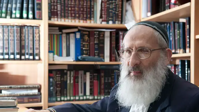 הרב שלמה אבינר, רבה של שכונה א' בהתנחלות בית אל, וראש ישיבת עטרת ירושלים בירושלים הרב שלמה אבינר, רבה של שכונה א' בהתנחלות בית אל, וראש ישיבת עטרת ירושלים בירושלים