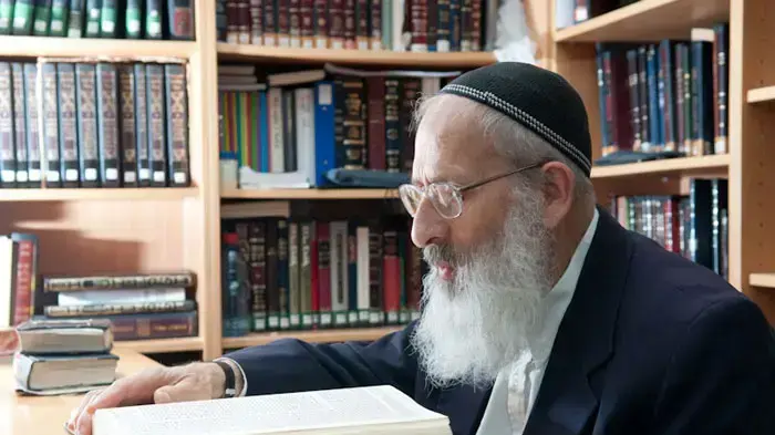 הרב שלמה אבינר, רבה של שכונה א' בהתנחלות בית אל, וראש ישיבת עטרת ירושלים בירושלים הרב שלמה אבינר, רבה של שכונה א' בהתנחלות בית אל, וראש ישיבת עטרת ירושלים בירושלים