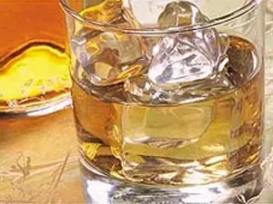 אי דיוק במחקרים שקבעו שאלכוהול טוב לבריאות