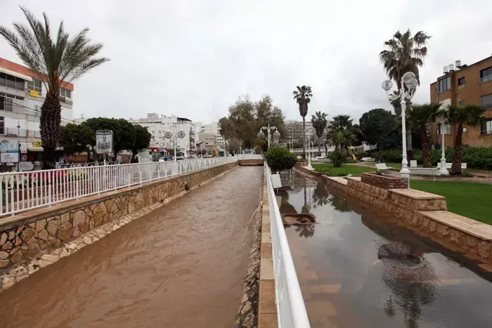 הגשמים הציפו את הגעתון, רחובות בנהריה נחסמו