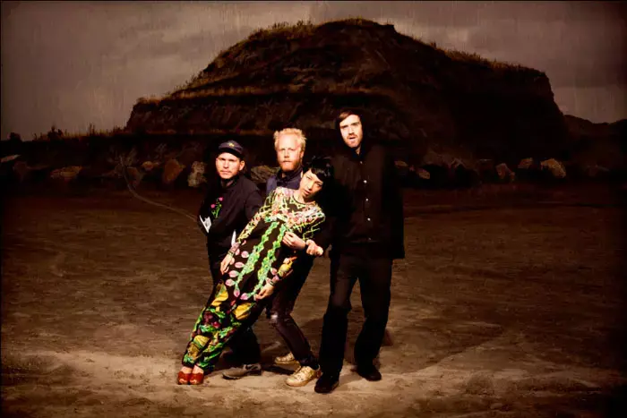 Little Dragon יופיעו בישראל