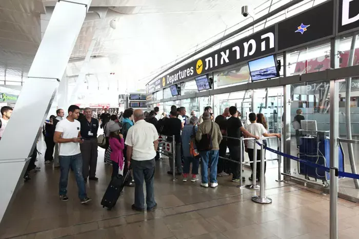 הסלקטור בנתב"ג תיחקר גרמני על פגישה עם פרס