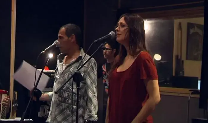 צפו: קרן פלס וישי לוי משתפים פעולה