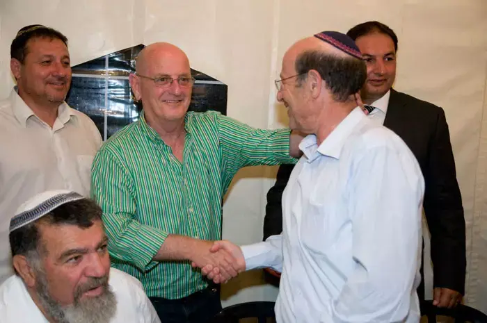 יוסי פלד: לרכוש דירות לאנשי צד"ל החיים בישראל